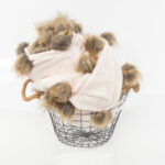 kouverta pom pom gounas ekrou 2